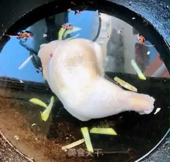 Make Spicy chicken silk noodles step 3