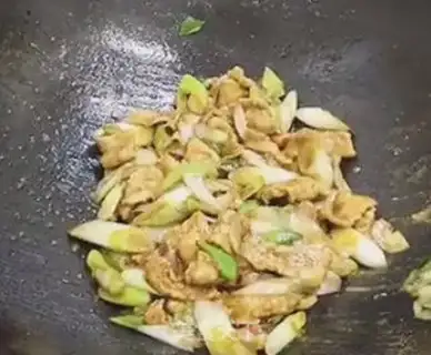 Make Onion fried meat step 4