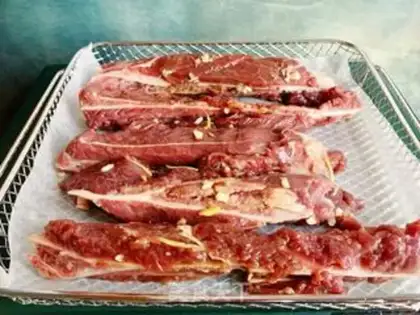 Make Roasted pork fan bones step 2