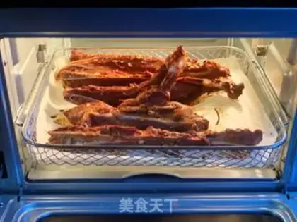 Make Roasted pork fan bones step 4