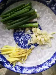 Make Red Shirt Fish step 1