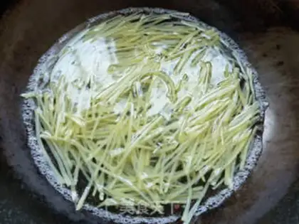 Make Spicy potatoes step 3