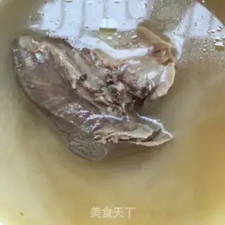 Make Smelt pigeon soup step 4