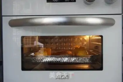 Make The air blew up New Orleans chicken legs step 4