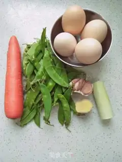 Make Dutch carrot fried eggs step 0