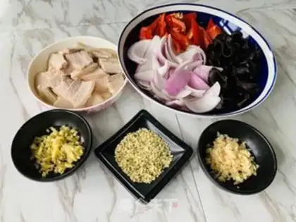 Make Home version of the pyramid step 0