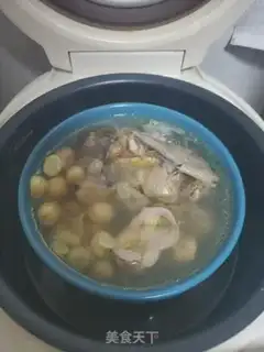 Make Fresh Lotus chicken soup step 3