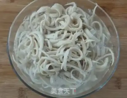Make The cranberry noodles step 0