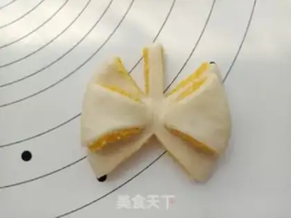 Make Butterflies on bread step 11