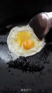 Make Eggs for noodles step 2