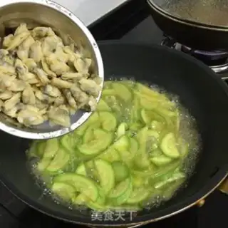 Make Toads and clams step 8