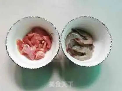 Make Three noodles step 1