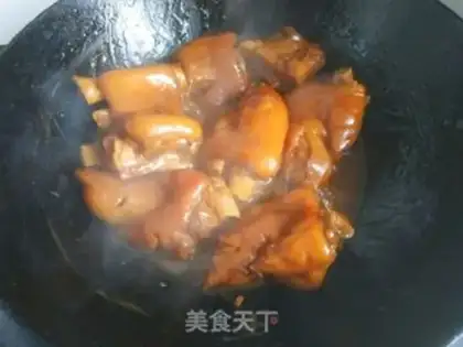Make A beer and a pig hoof step 16