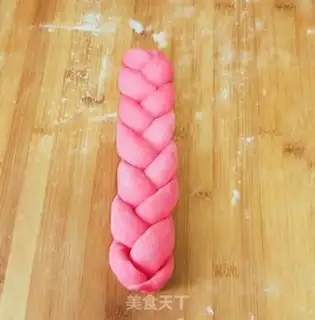 Make Powder bread step 4