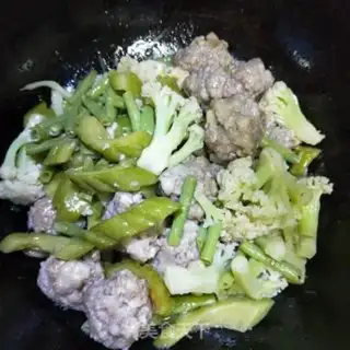 Make The meatballs step 15
