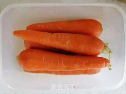 Make Sour carrots step 0
