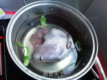 Make Chili fried pork heart step 0