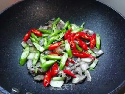 Make Chili fried pork heart step 6