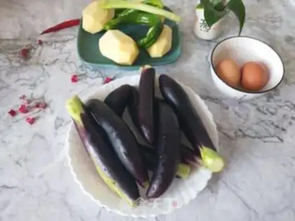 Make Eggs and peppers step 0