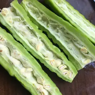 Make Garlic bitter melon step 2
