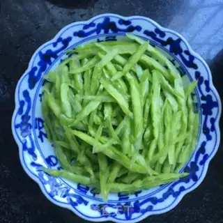 Make Garlic bitter melon step 3