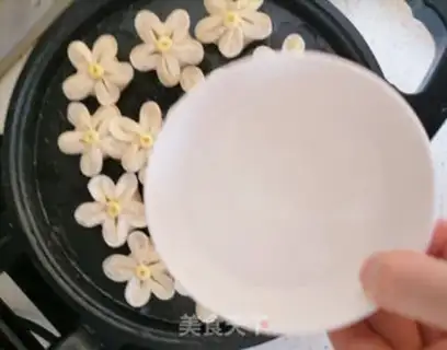 Make Pumpkin croquettes step 22