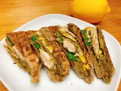 Make A chicken curry sandwich step 5