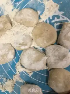 Make Whole wheat beef dumplings step 5