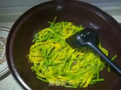 Make Scrambled eggs step 7