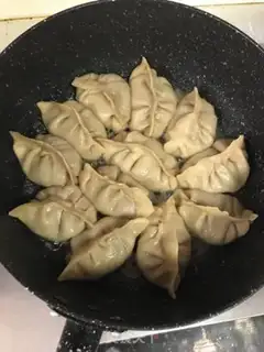 Make Whole wheat beef dumplings step 10
