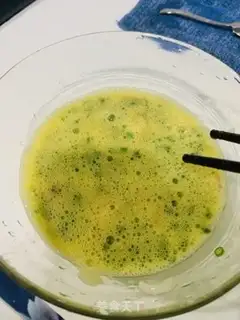 Make Soybeans fried eggs step 2