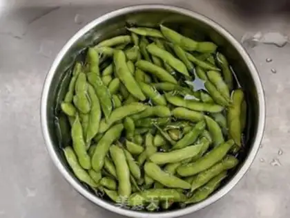 Make Water to boil the beans step 0