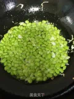 Make Eggs with green beans step 3