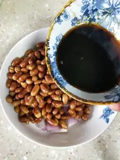 Make Old vinegar peanuts step 8