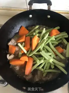 Make Four seasons of soybean purified ribs step 7