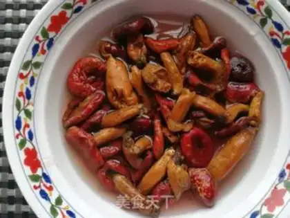 Make Red mushroom ribs soup step 0