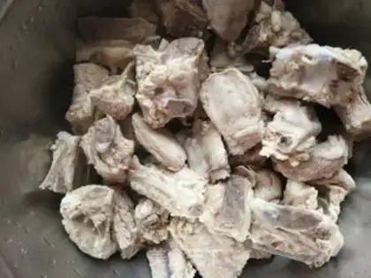 Make Red mushroom ribs soup step 5