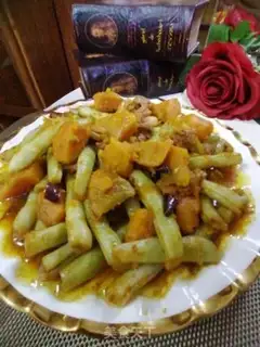 Make Five flowers for pumpkin beans step 9