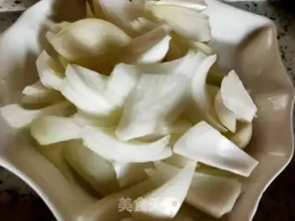 Make Onion fried meat step 2