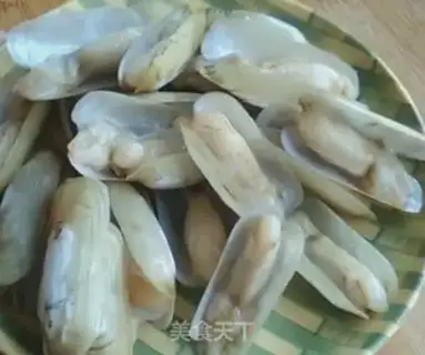 Make Garlic fan steams step 0