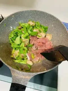 Make Spray step 6