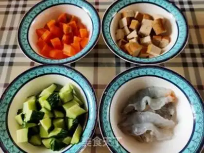 Make Shrimp soup step 1