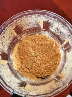 Make A yogurt cup step 2