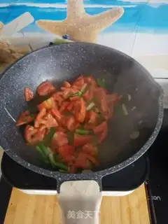 Make Tomato fried eggs step 5