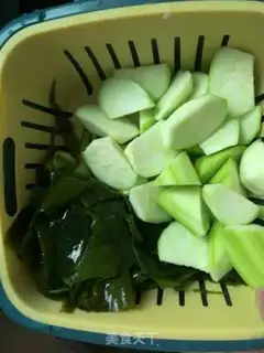 Make The melon belt is fresh step 1