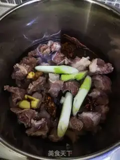 Make Tomato oxen step 2