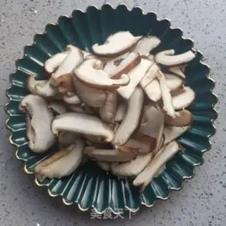 Make Fry mushrooms step 1
