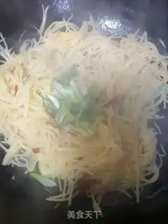 Make Spicy potatoes step 3
