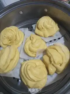 Make Pumpkin rolls step 3