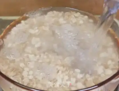 Make Oatmeal milk congee step 0